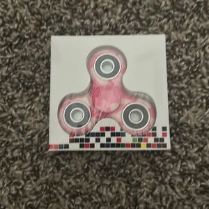 NWT Fidget Spinner pink and white